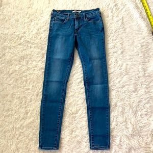 Levi’s women’s blue jeans denim super skinny 27